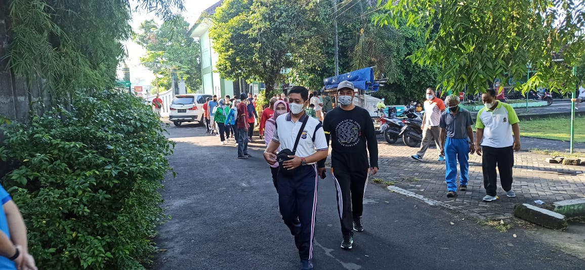 Giat Sehat Sambang Kampung Wirobrajan bersama Forkopimca Kemantren Wirobrajan