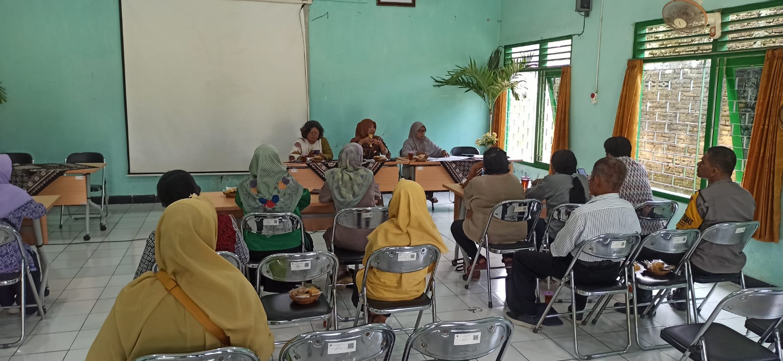 Forum Bank Sampah Kelurahan Wirobrajan Mengadakan Rapat Awal Tahun 2025